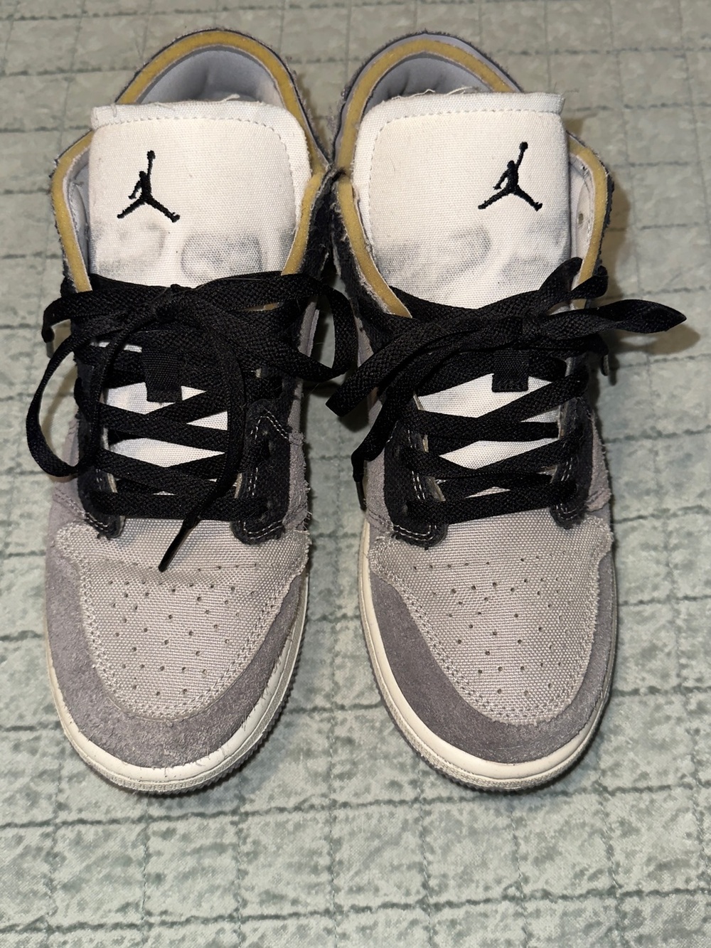 Nike Jordan Youth 7 Gray, White & Black Low-Top Sneakers